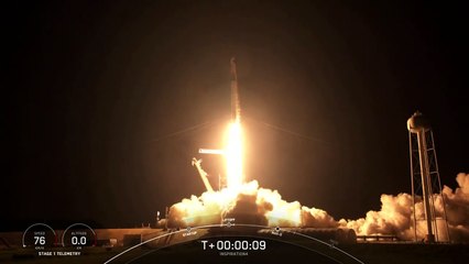 Download Video: SpaceX lleva a los primeros turistas al espacio con un histórico lanzamiento