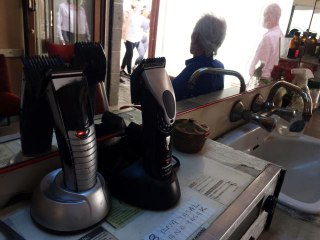 İstemeyerek başladığı berberlik mesleğinde 60 yılı devirdi