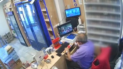 Son Dakika | Bir esnafın çakmak gazı tüpünün elinde parlama anı kameraya yansıdı