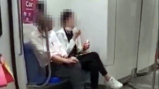 WOMAN CAUGHT VAPING ON MRT, CAUSE 
