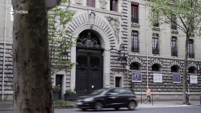 Un témoin anonyme porte des accusations graves contre Manuel Valls dans un documentaire d'Arte