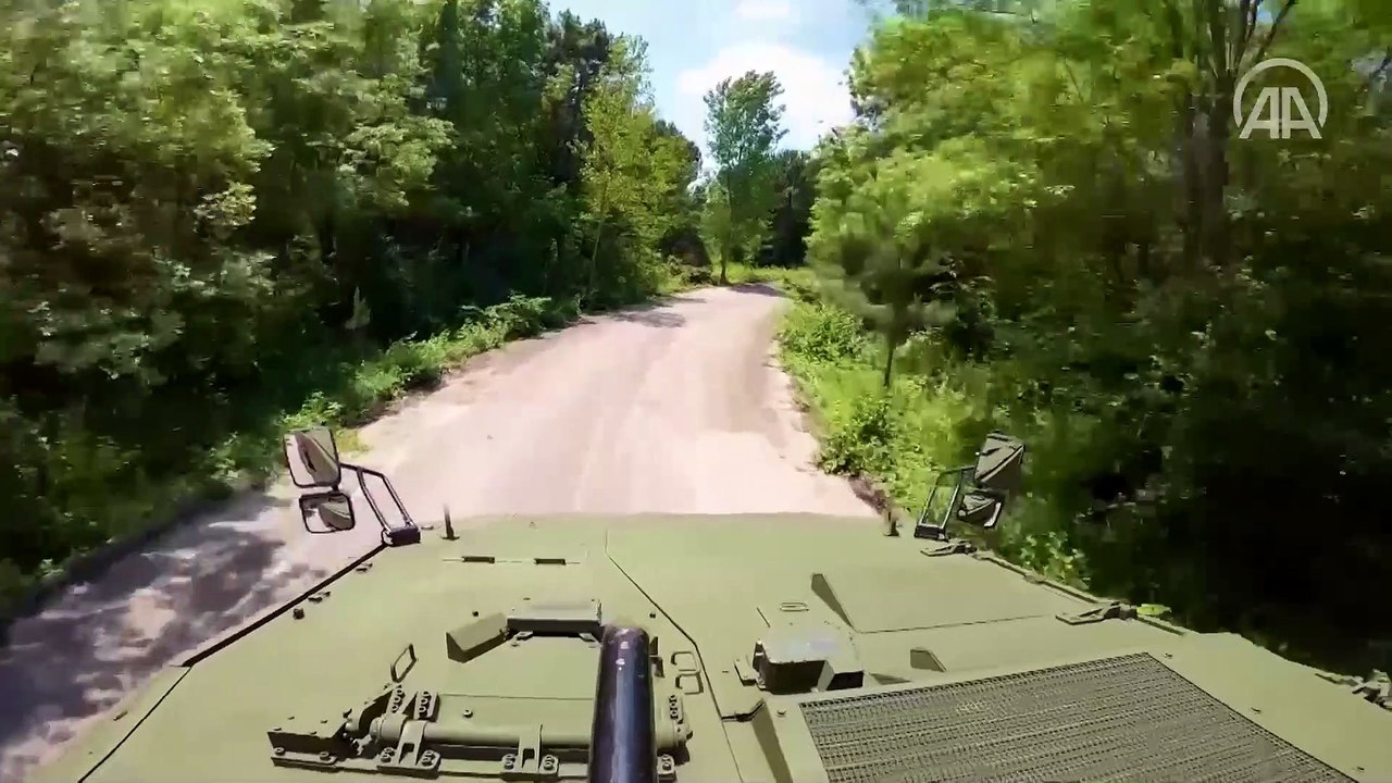 Türkiye'nin yeni zırhlı aracı Altuğ 8x8 göreve hazırlanıyor