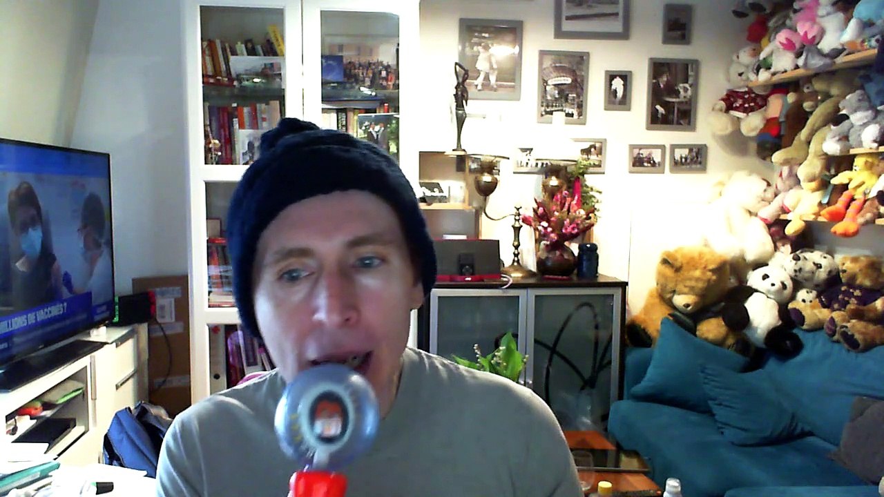 Wiwi égratigne "je suis folle"