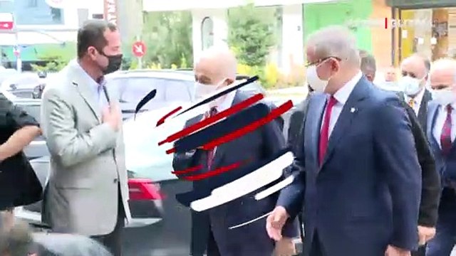 Saadet Partisi Lideri Karamollaoğlu Gelecek Partisi Lideri Davutoğlu'nu ziyaret etti