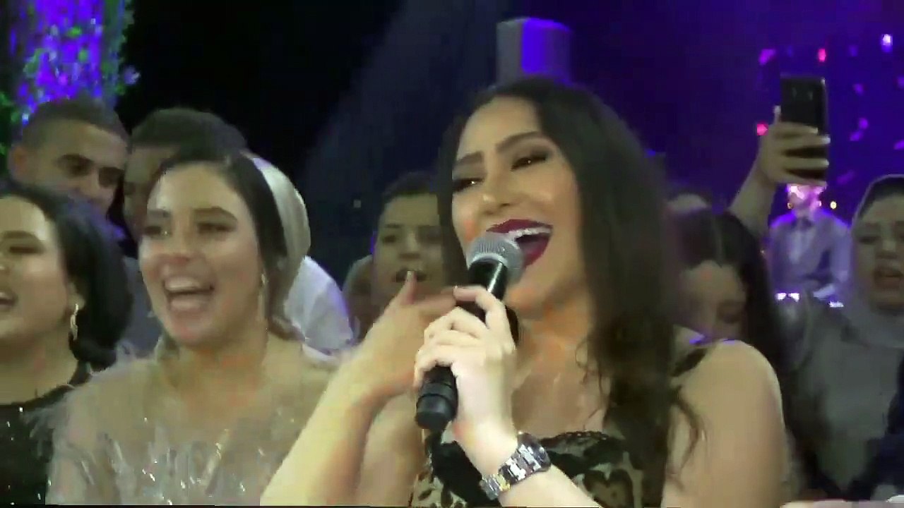 المطربة بوسي مبروك عليا