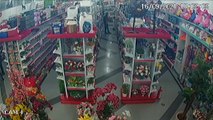 Câmera registra furto de furadeira em loja no Centro de Cascavel