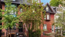 90 Asquith Ave