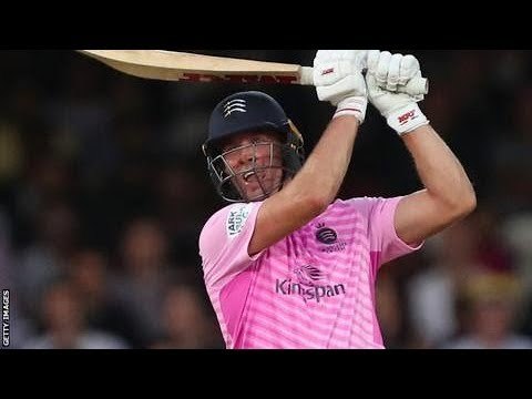 AB De Villiers leads Middlesex to victory