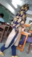 Vedio Viral: सोशल मीडिया पर ओएमआर और सेंटर का वीडियो वायरल