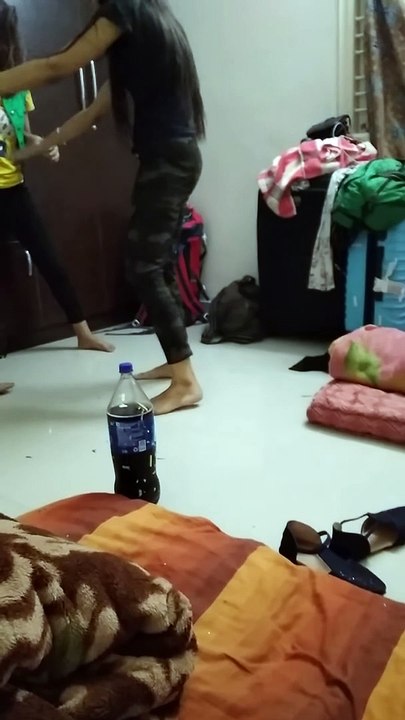 Hostel  girl  ki. Masti - hot girls dance video 2021