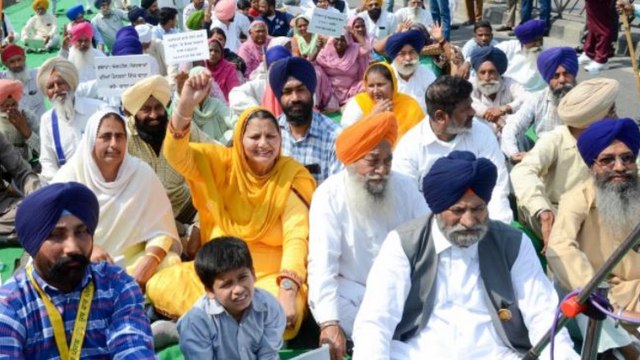 Protest march of farmers, police diverted many routes