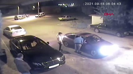 İSTEDİĞİ ŞARKI ÇALINMAYINCA, KURŞUN YAĞDIRDI