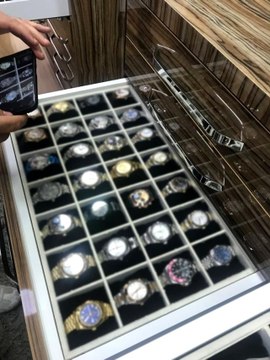 Son dakika haber: İstanbul'da kaçak saat operasyonu: 577 kol saati ele geçirildi