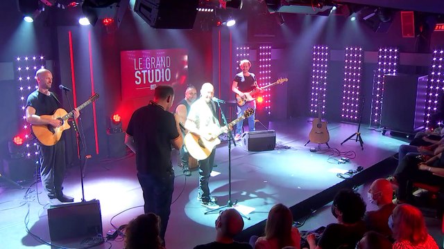 Tryo interprète Désolé pour hier soir dans Le Grand Studio RTL