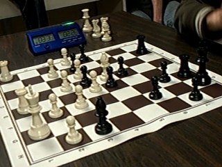 ECHECS : NICCO 0 VS 1 GREG ( BLITZ )