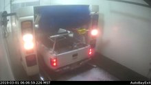accident dans un lave auto