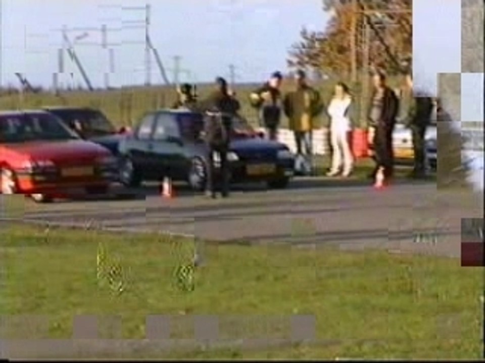 Course De Voiture - 205 Gti Vs 405 Mi16