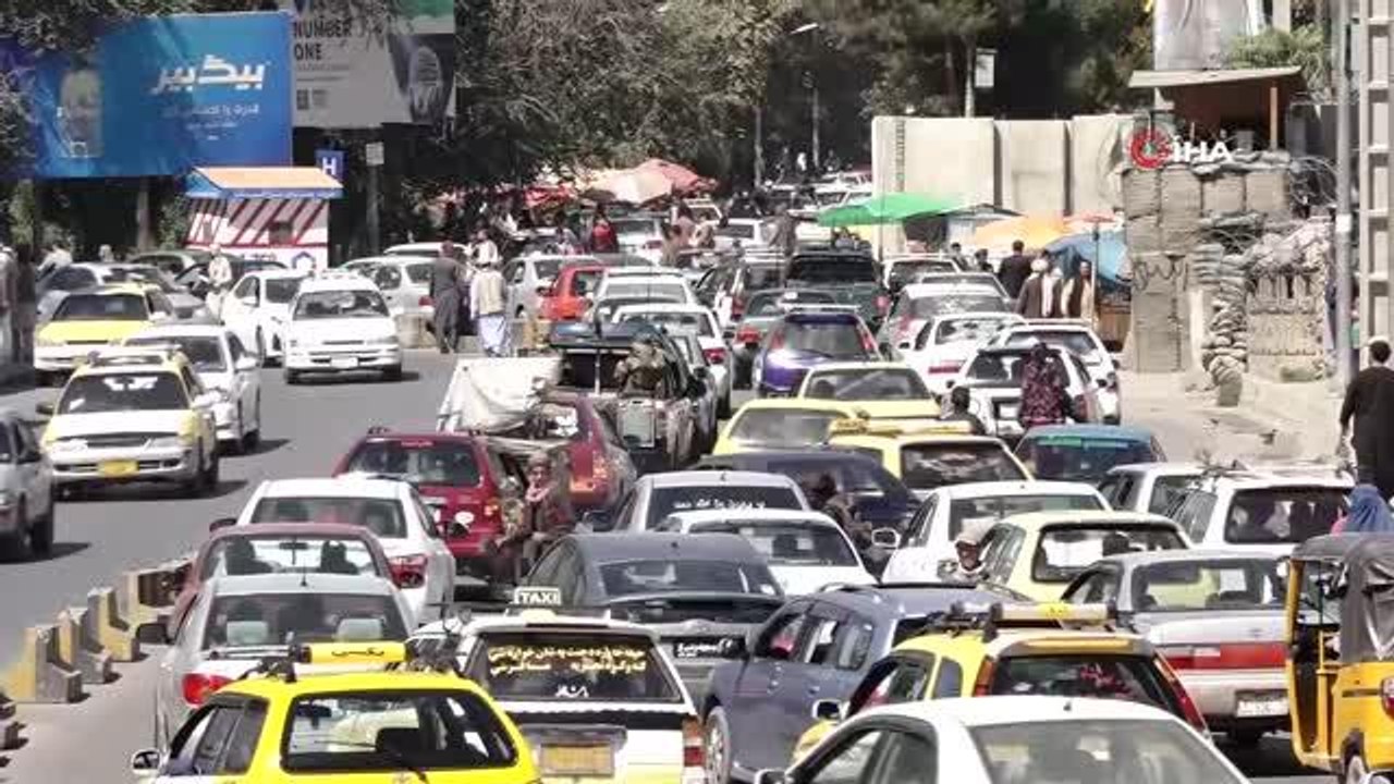 Güvenliğin sağlandığı Kabil'de çarşı-pazar hareketliliği yaşanıyor