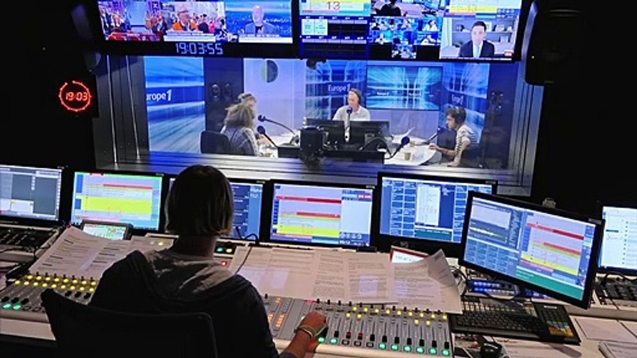 Des "vannes" et des tensions : pourquoi certains élèves nés en 2010 sont-ils harcelés ?