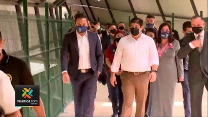 tn7-alvarado-inicia-primer-gira-internacional-en-pandemia-170921