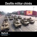 Desfile militar chinês