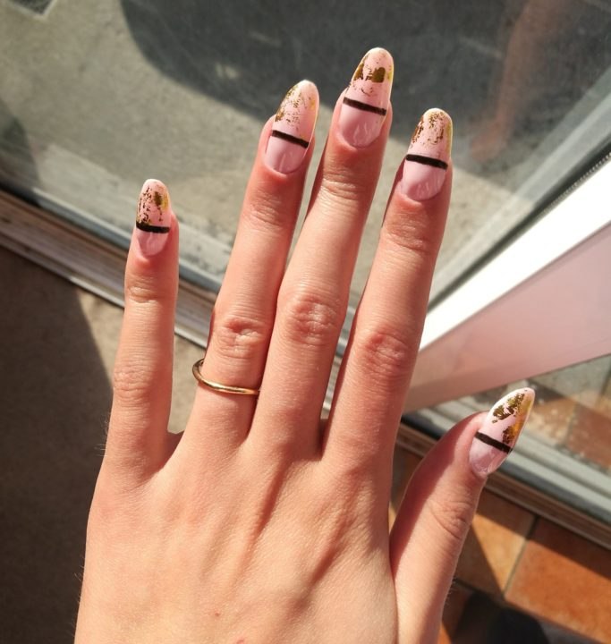 What to Know Before Getting Acrylic Nails