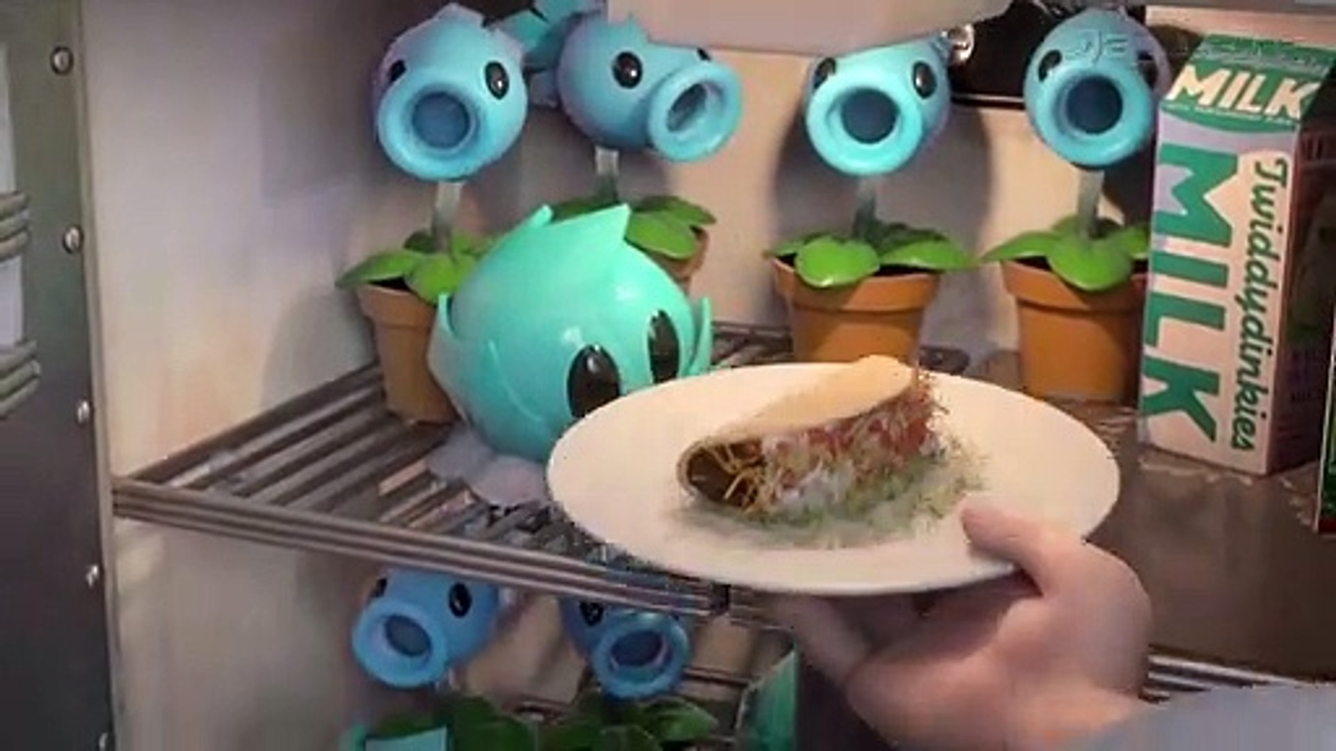 Plants Vs Zombies 2 It S About Time Trailer Oficial