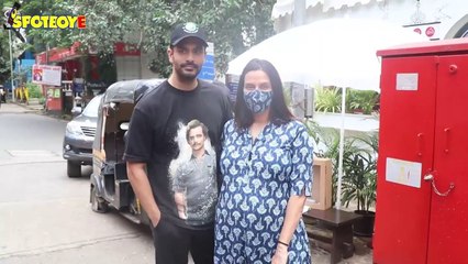 #AngadBedi With Wifey #NehaDhupia Snapped On a Lunch Date | SpotboyE