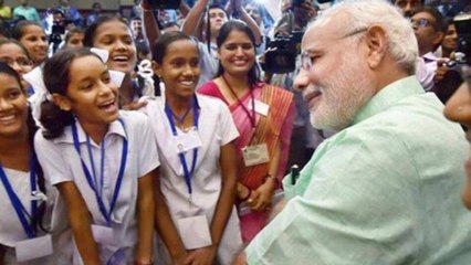 PM Modi does not miss opportunity to connect with public
