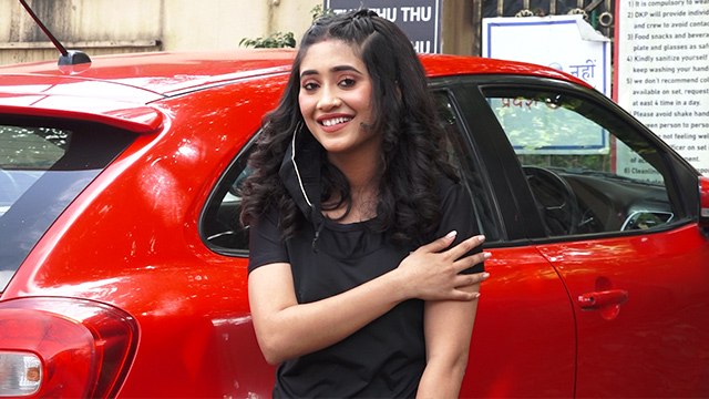 Yeh Rishta kya kehlata hain : Shivangi Joshi Spotted outside of set in Goregaon FilmCity | Filmibeat
