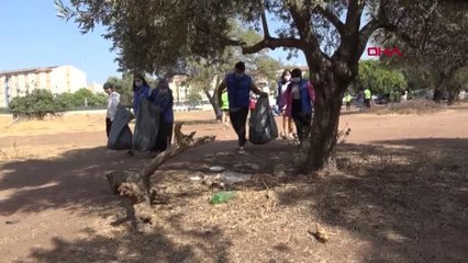 DÜNYA TEMİZLİK GÜNÜ'NDE AYDINLI GÖNÜLLÜLER ÇÖP TOPLADI