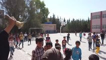 TEL ABYAD - Suriye'de Barış Pınarı Harekatı bölgesinde yaklaşık 48 bin öğrenci ders başı yaptı