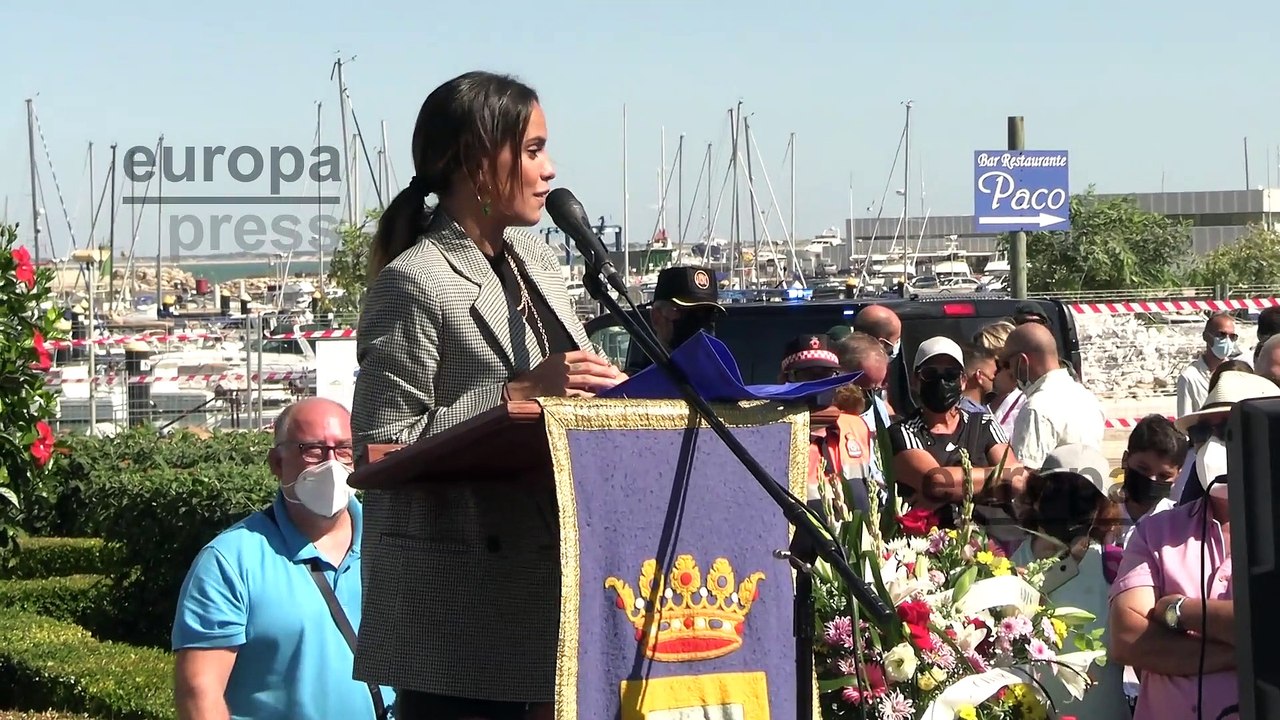 Gloria Camila se emociona en el homenaje al cumpleaños de su madre, Rocio Jurado