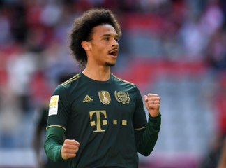 Bundesliga - Le coup franc parfait de Leroy Sané