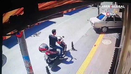 Drift atarken mağazaya girdi, faciadan dönüldü