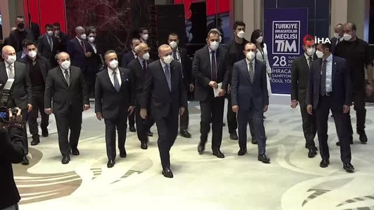 Cumhurbaşkanı Erdoğan: "İhracatımız bu yıl 211 milyar dolarla rekor kırdı.