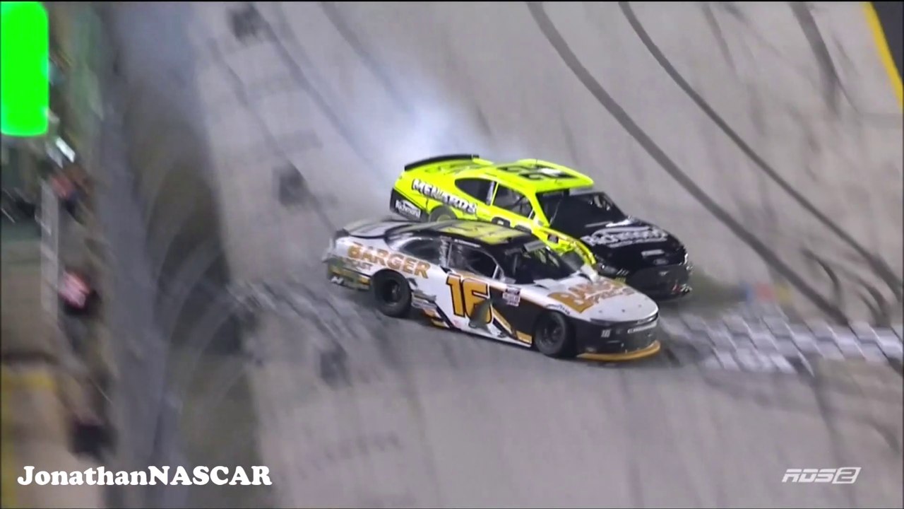 Crazy Finish Bristol 2021 NASCAR Xfinity Series