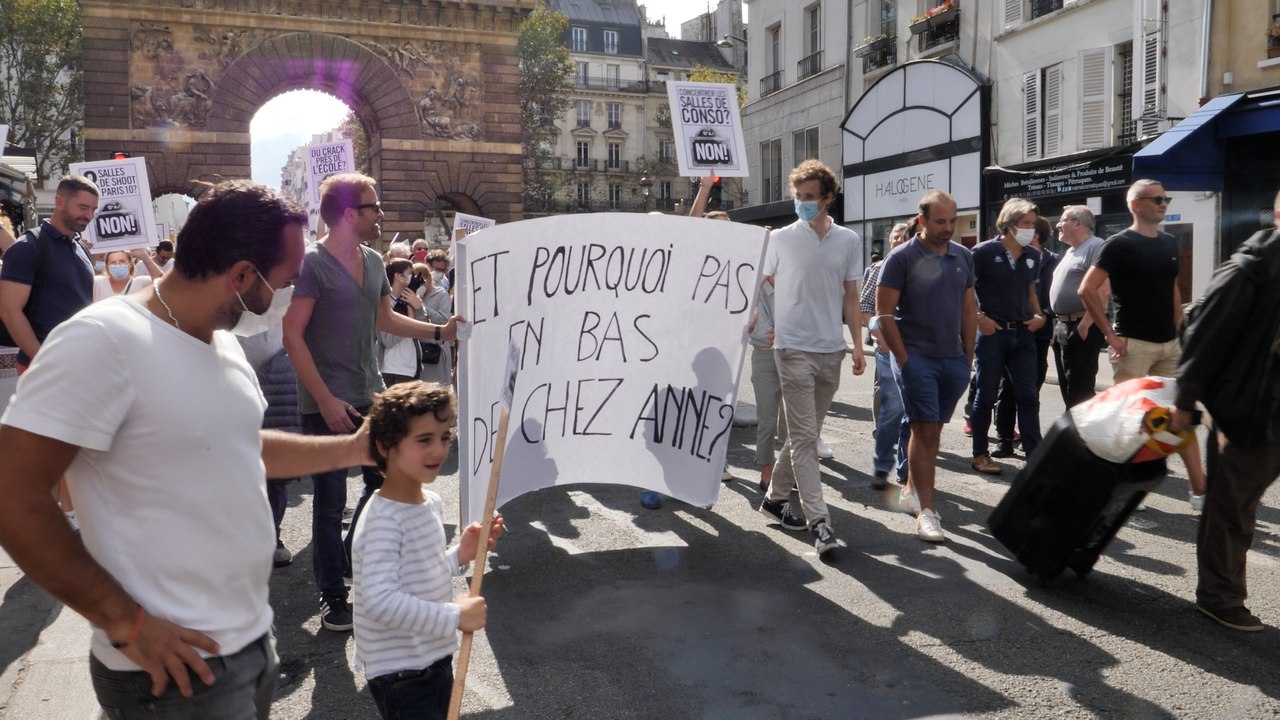 Salles de Shoot à Paris : excédés par un nouveau projet, les riverains du Xe manifestent