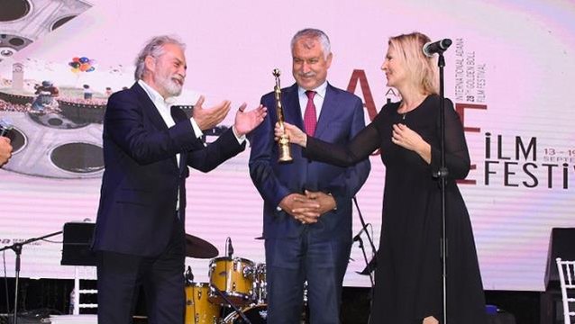 Altın Koza Film Festivali'nde onur ödülleri sahiplerini buldu