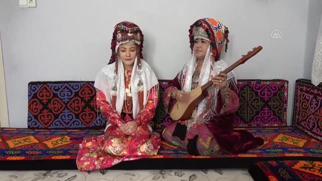 Kırgız Türklerinin düzenlediği kültür şenliği renkli görüntülere sahne oldu (2)