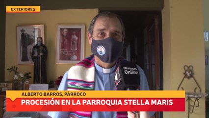 Procesión  en la Parroquia Stella Maris