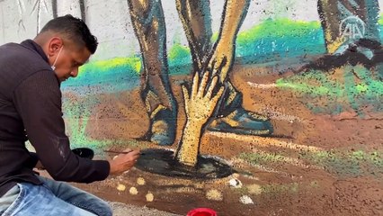 Ressamlar İsrail hapishanesinden kaçan Filistinlileri resmetti Konuşma kısımlarına gerek yok