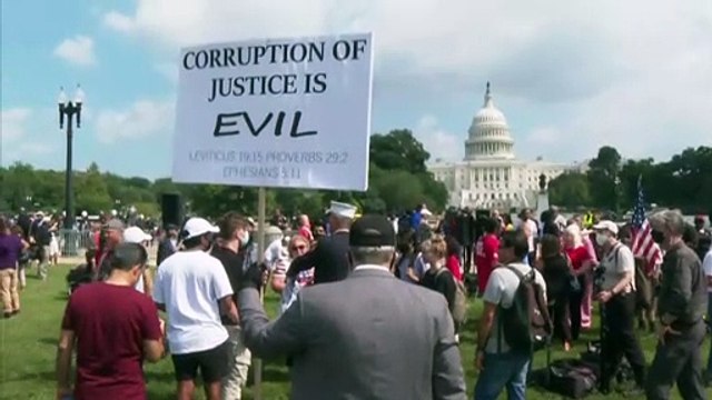 Trump-Anhänger demonstrieren vor dem Kapitol
