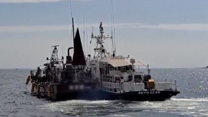 20여 명 태운 낚싯배 화재...연휴 해상 사고 잇따라 / YTN