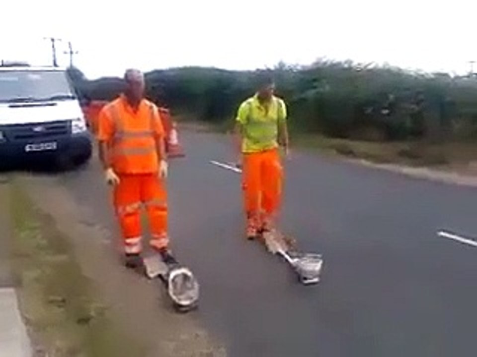 Worker Doing Fun || Funny Video