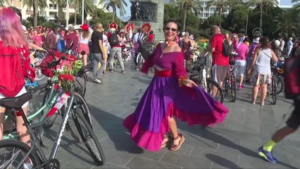 "Süslü Kadınlar Bisiklet Turu"nun 9'uncusu yapıldı