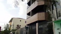 Bombeiros são chamados para combater incêndio em apartamento no Coqueiral