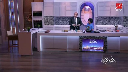 أصغر شيف في مصر يكشف سر البيتزا.. وعمرو أديب: يا عيني عليك يا حبيب والديك