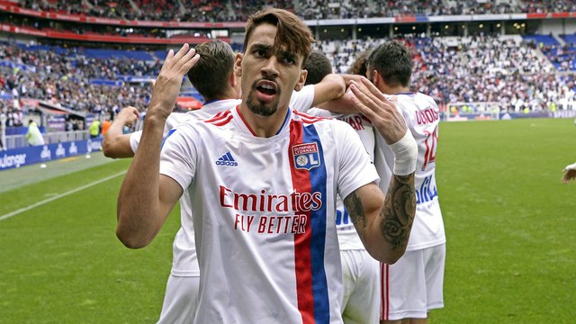 Paris SG-OL : Peter Bosz encense Lucas Paqueta