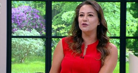 Sunucu Ezgi Sertel, "İçim çok acıyor" diyerek yoğun bakımda yatan babası için dua istedi